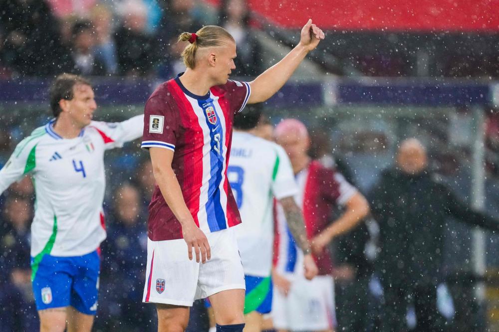 半场战报：门兴0-0莱比锡，比赛沉闷，两支球队总计0射正