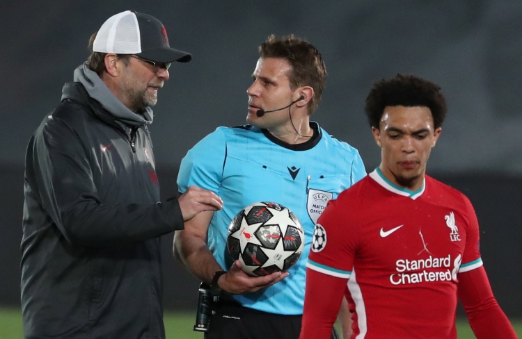 2-1，24岁AC米兰旧将一传一射，率队逆转切尔西，豪取欧冠3连胜